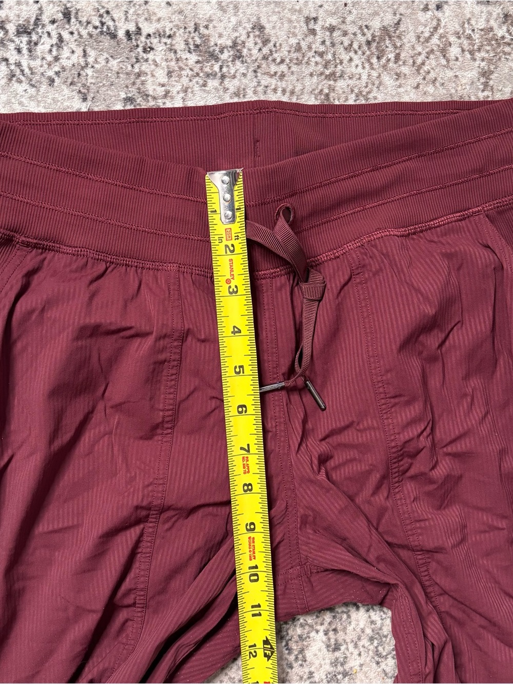 Lululemon Athletica Burgundy High-Rise Track Joggers Size 8 - Picture 5 of 8